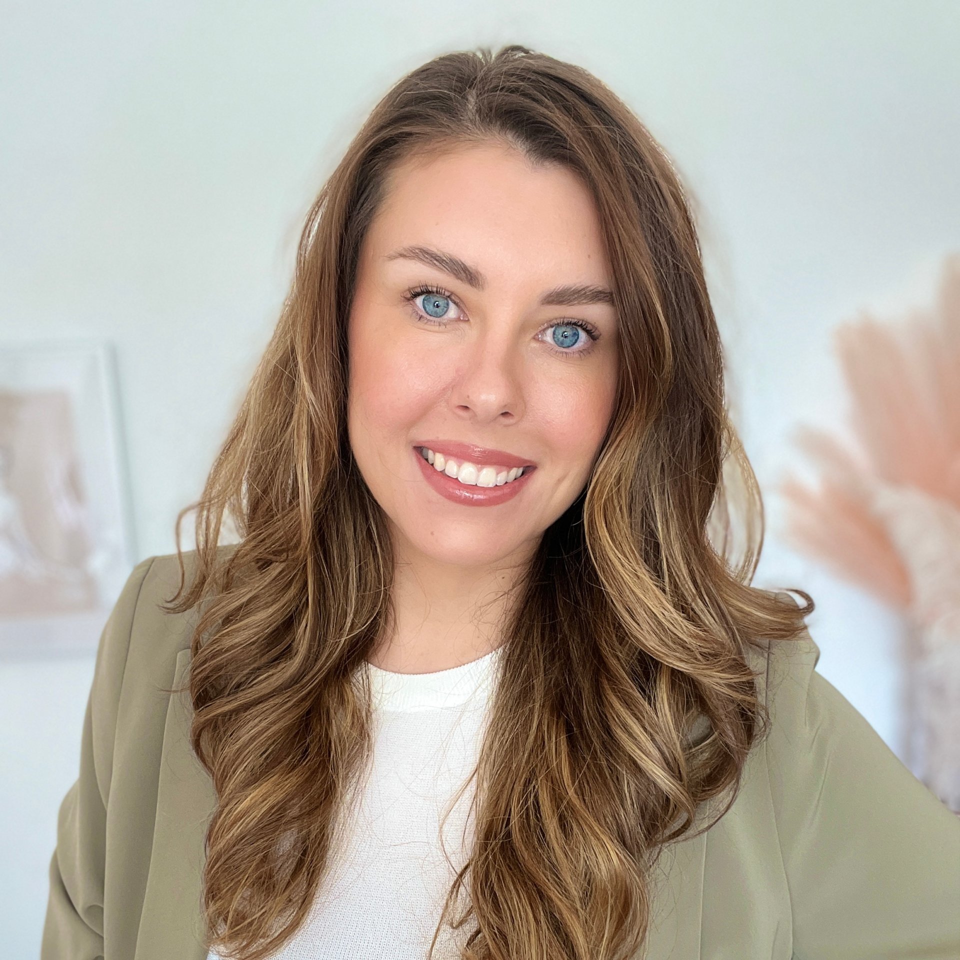 Sylwia Perri Marketing Director